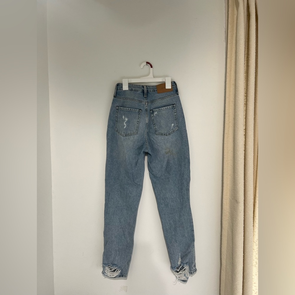 jeans - Picture 2 of 3